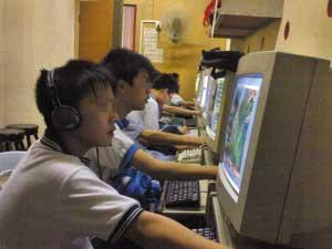 钟祥状元常书杰入学北大后却因沉迷游戏被退学，复读又考上清华