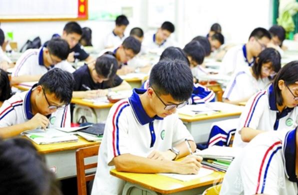 现实版美梦成真？奶奶梦见孙子高考666分，出分时后悔没多梦点