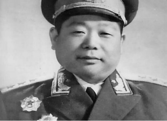 毛主席临终前没把军权交给叶剑英，而是把陈锡联喊到身边