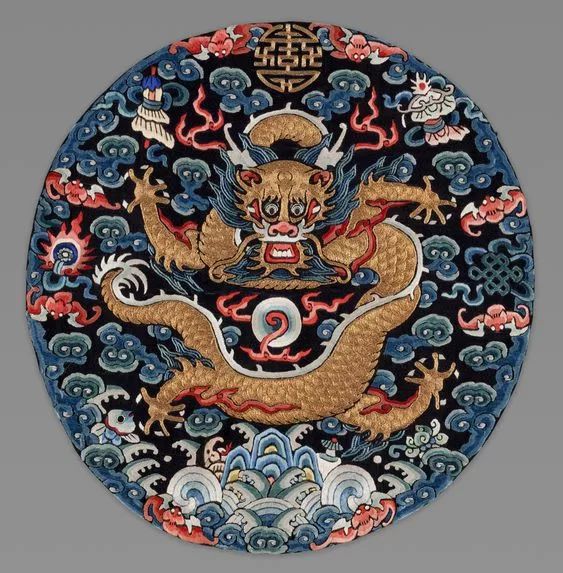 中国传统艺术精华,龙纹刺绣