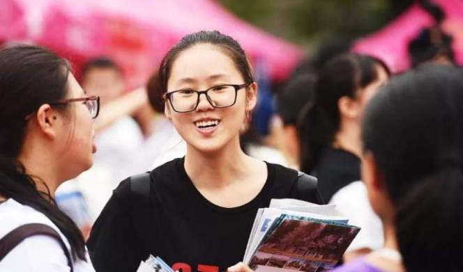 高三模拟考试从来没过400分，还能上本科吗？听听老师怎么说