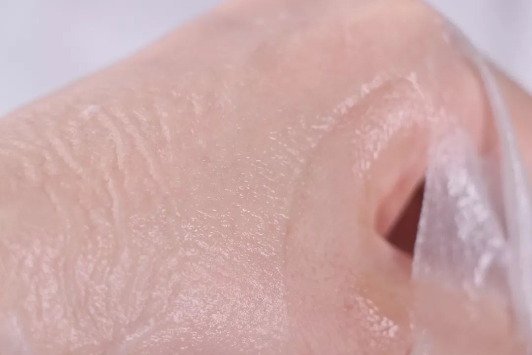 女神李冰冰私藏的补水减龄神器，用完皮肤超好，素颜也敢出门