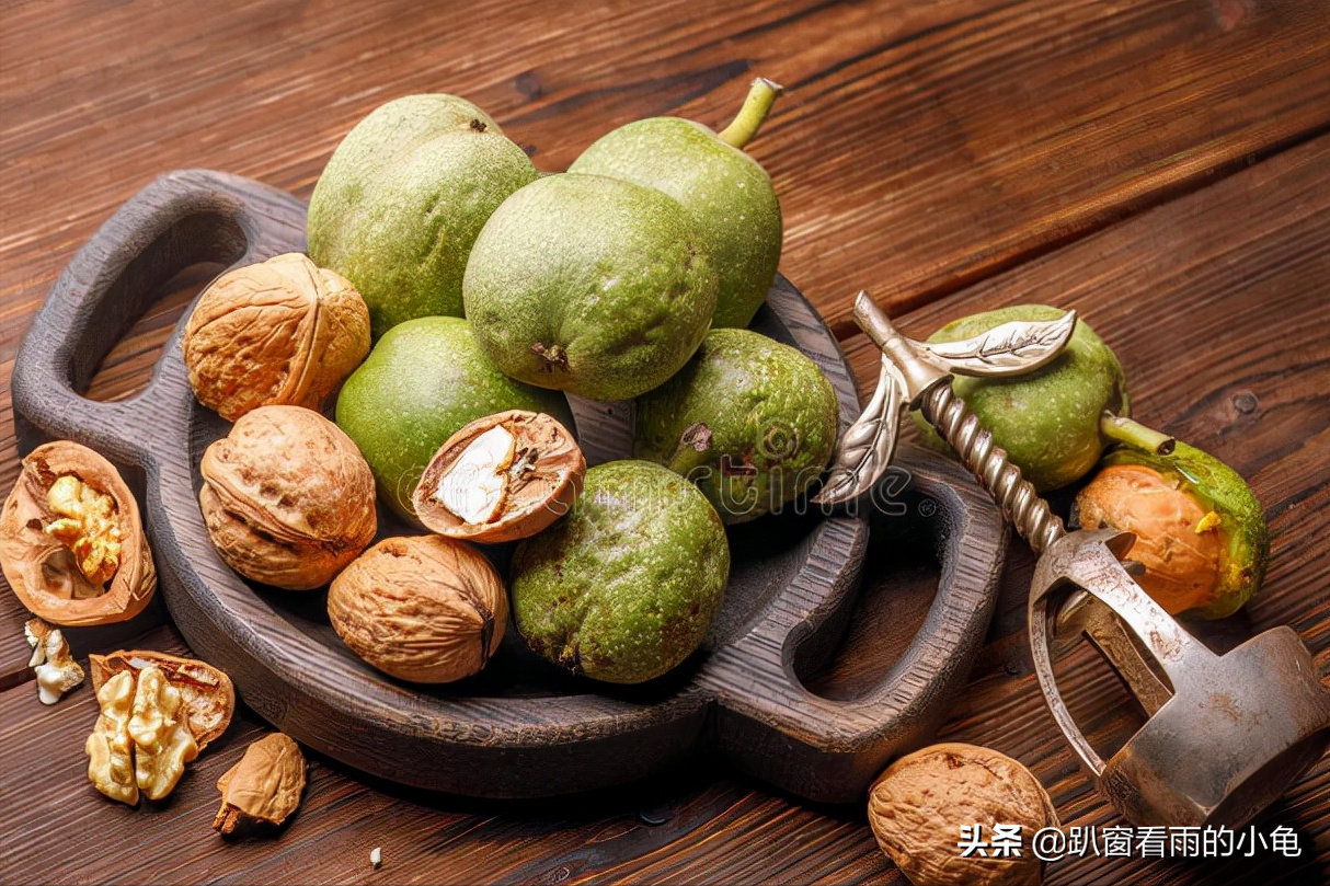 鲜核桃这样吃(鲜核桃咋吃)