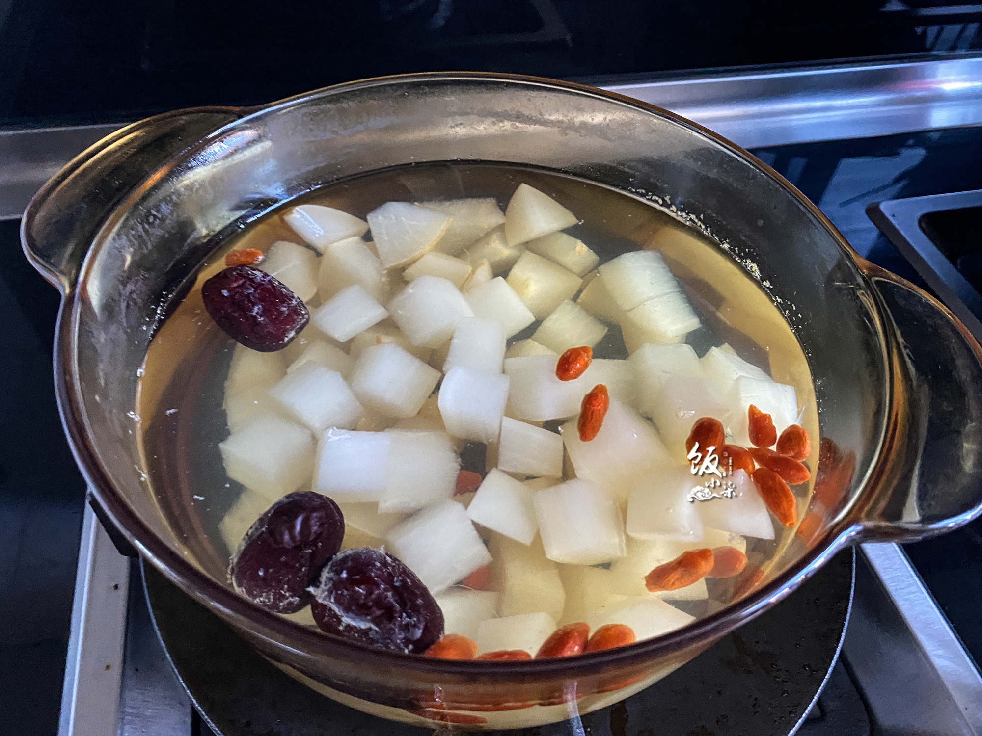 入秋后，把白萝卜和雪梨一起煮，每天喝一碗真实用，长见识了