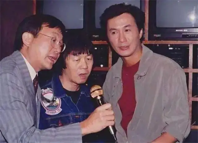 1990年，许氏三兄弟银幕最后一次聚首，却被周星驰拔得头筹