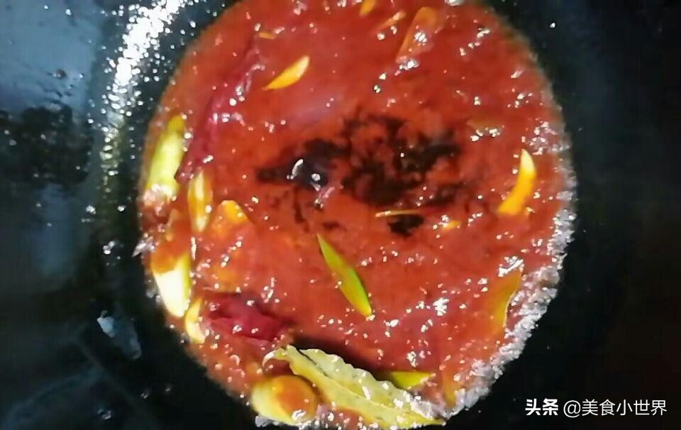 茄汁青鱼罐头（简单4步教你做酸甜可口的青鱼罐头）