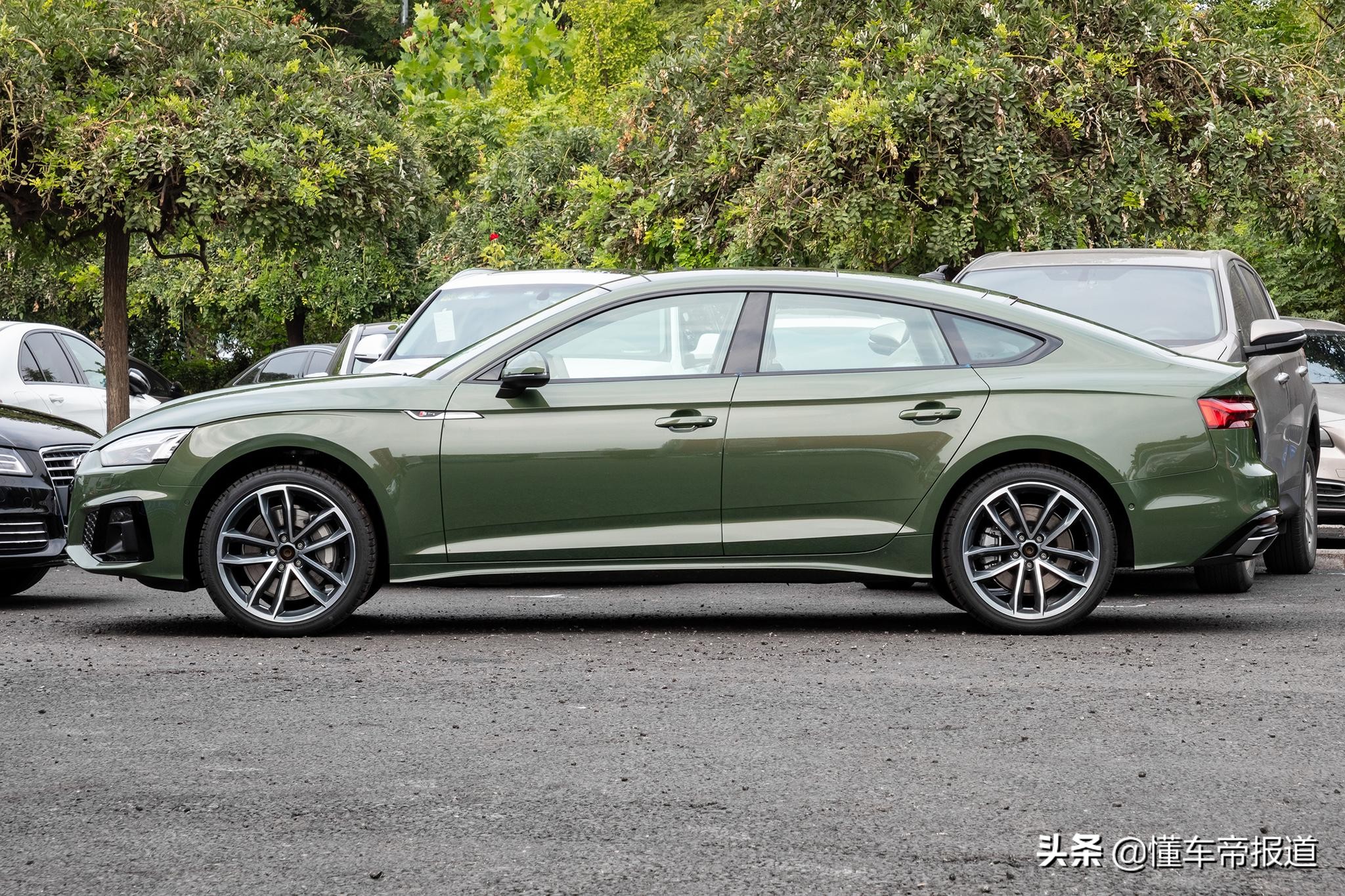 新车｜优雅绅士换新装 试驾新款奥迪A5 Sportback
