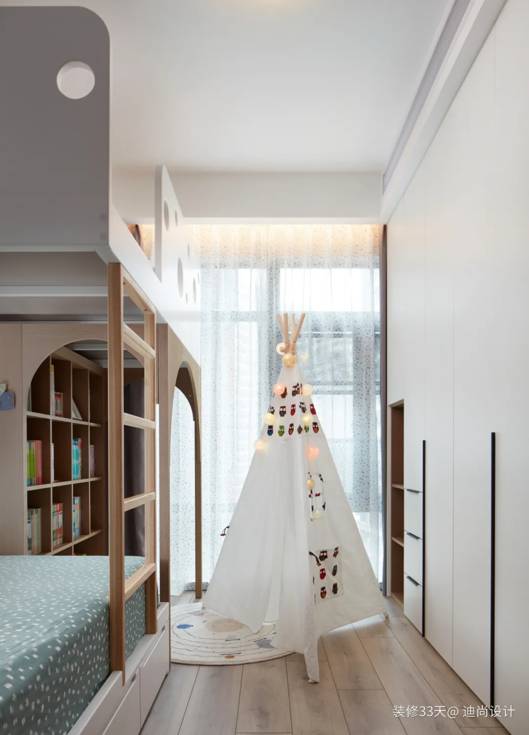 兒童空間設計LDK一體化+可開合式廚房，兼顧三代人需求，打造中國式親子宅