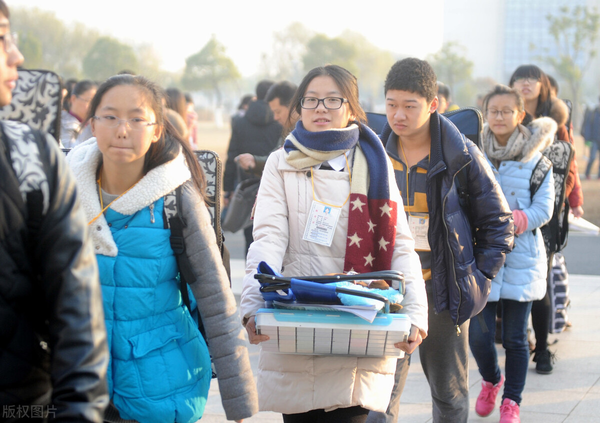 2022届美术艺考生校考院校仅为48所，校考科目及内容这下收集全了