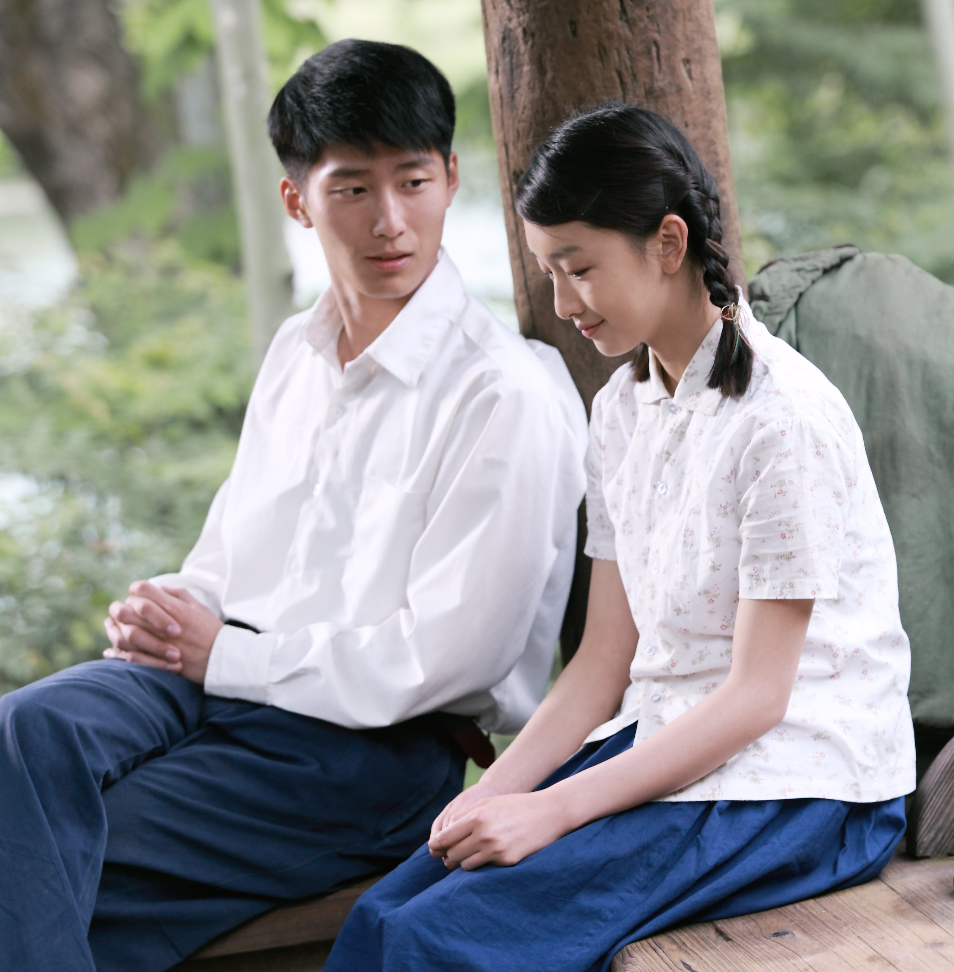 窦骁的富贵情史，与2位富家女擦肩而过后，靠魅力征服了赌王千金