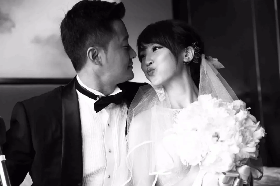 吴京谢楠婚礼(吴京谢楠婚礼嘉宾名单)-情感知识库-动动脑