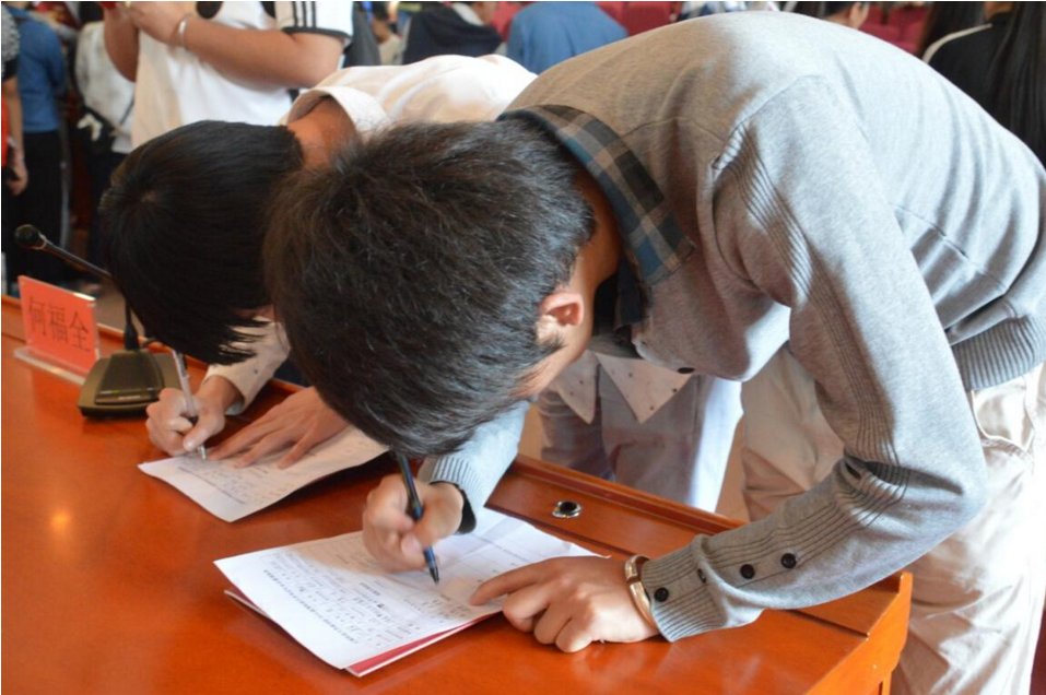 大学里“烧钱”的专业，含金量低、就业难，经济条件差的学生慎选