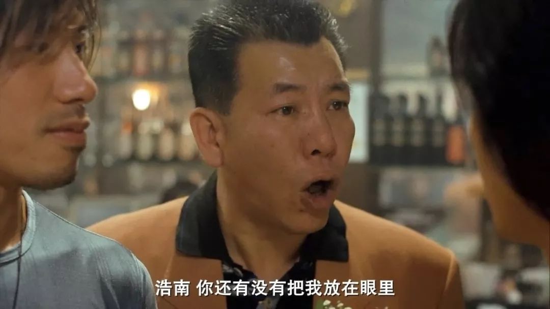 是香港影坛最著名的江湖片,片中老戏骨李兆基饰演的西环揸fit人基哥