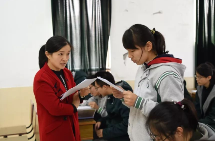 中高考将迎来小语种时代，英语主科地位恐要不保，部分省市已落实