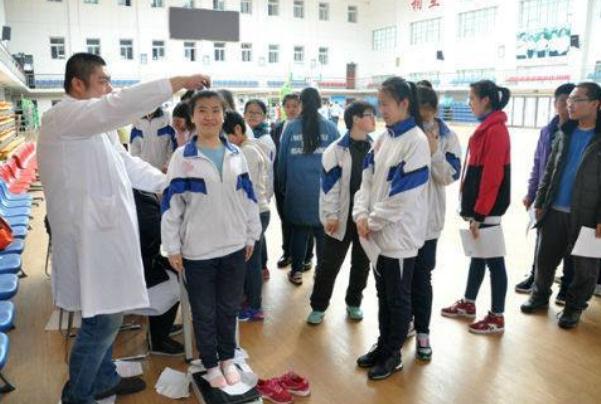 高考体检不合格，很多专业不能报考，2021考生填报志愿时需注意