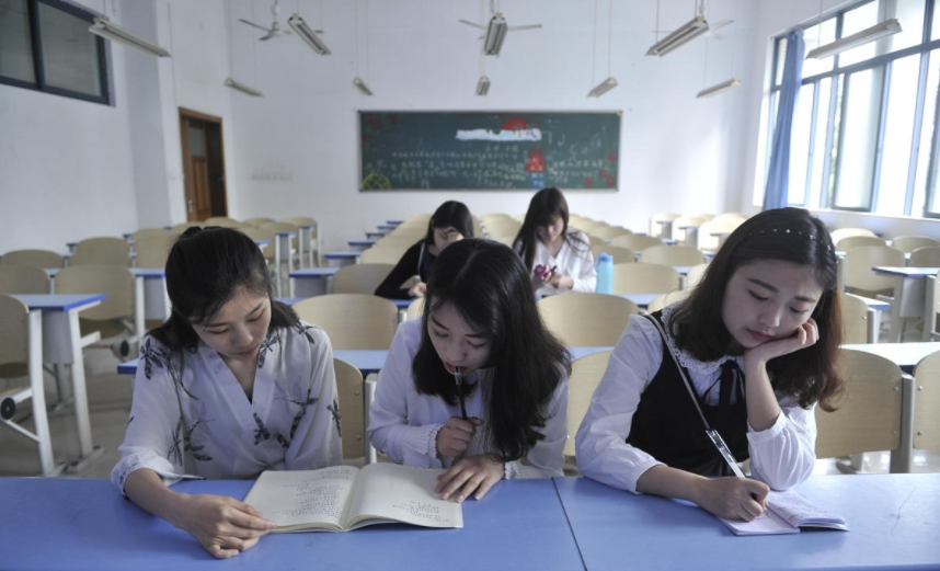 大学有幼师专业吗（四个适合女孩学习的大学专业）