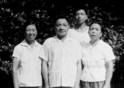 邓小平5个儿女人生不同：艰难时期仍顽强积极，显示邓家良好家风
