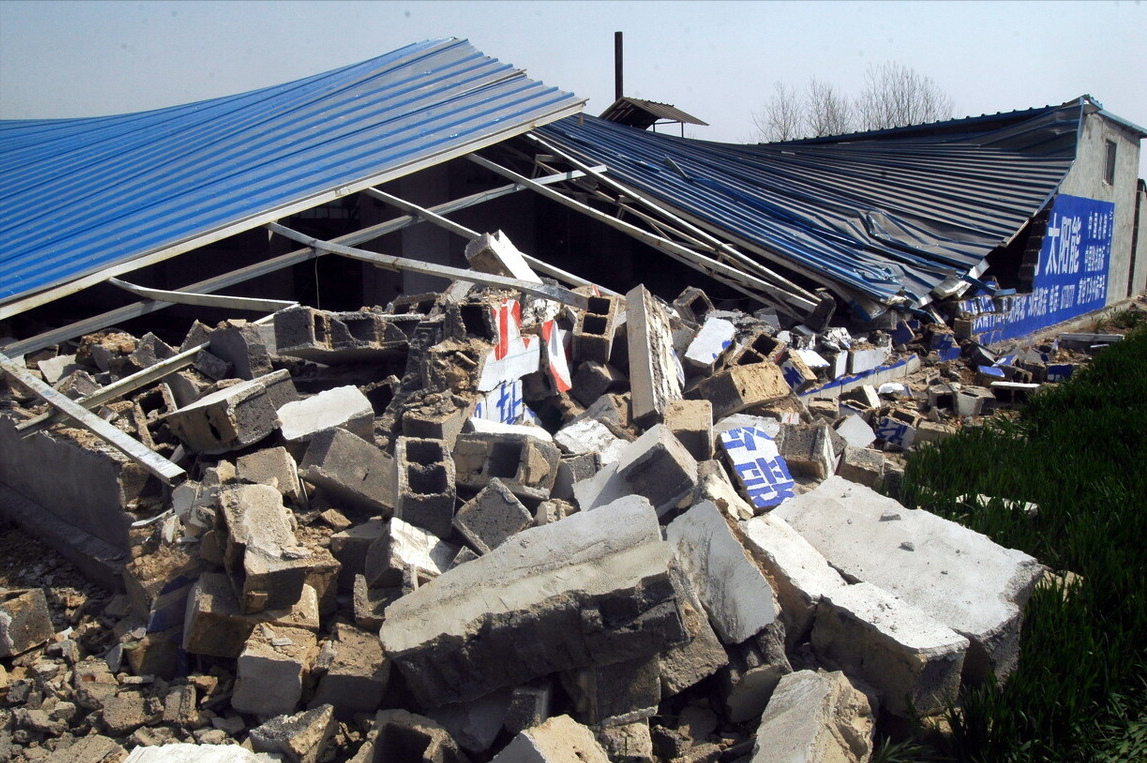 违法建筑不能一拆了事，认定与执行需谨慎