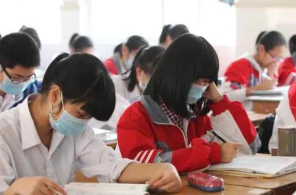 平时测验600分的学生，高考实战只有200多分，伪学霸“现出原形”