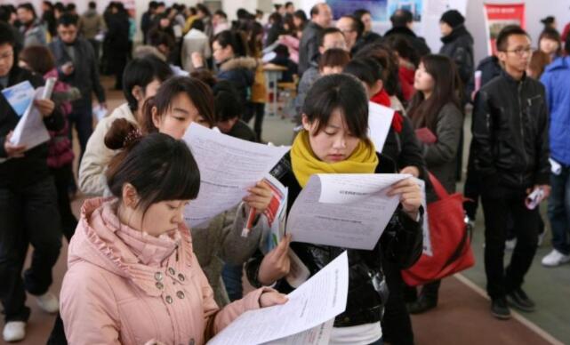 大学毕业后才明白，省内、省外大学有差距，后悔当初没听父母的话