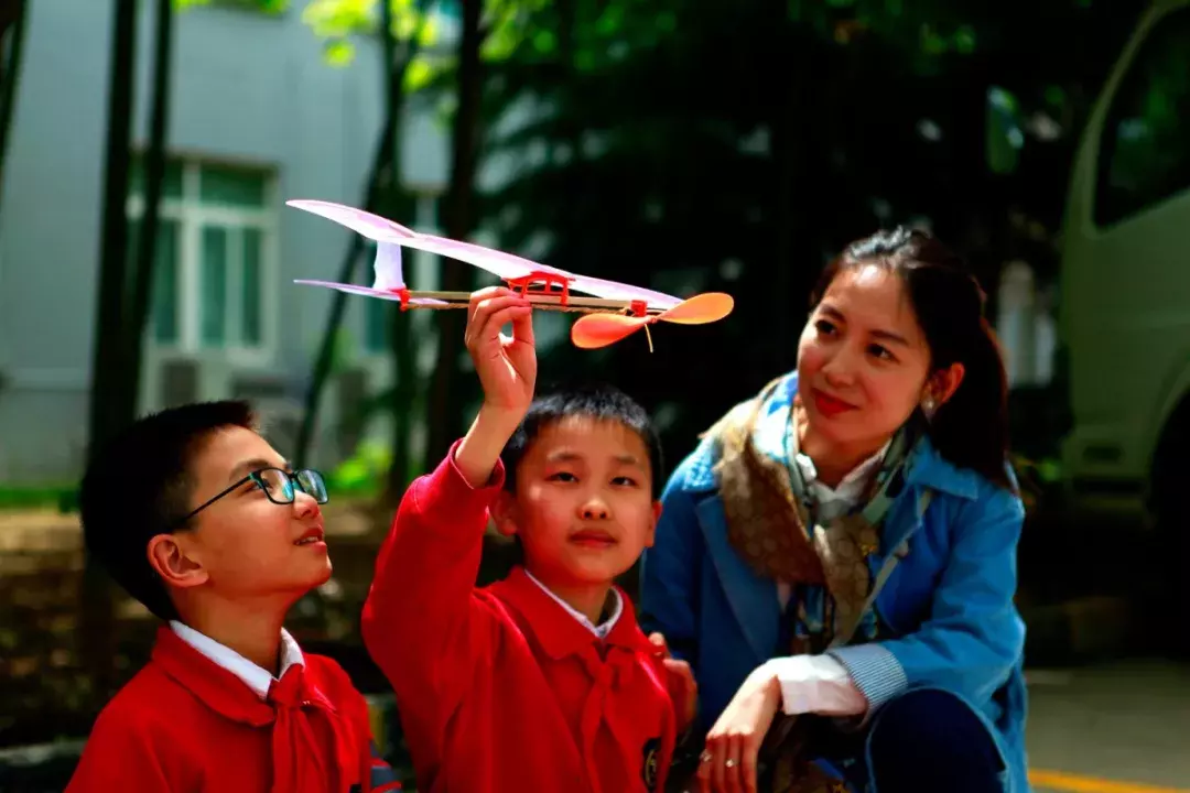 星辰大海,与你同往——西安高新国际学校给孩子一个“航天梦”,向着浩瀚星辰出发