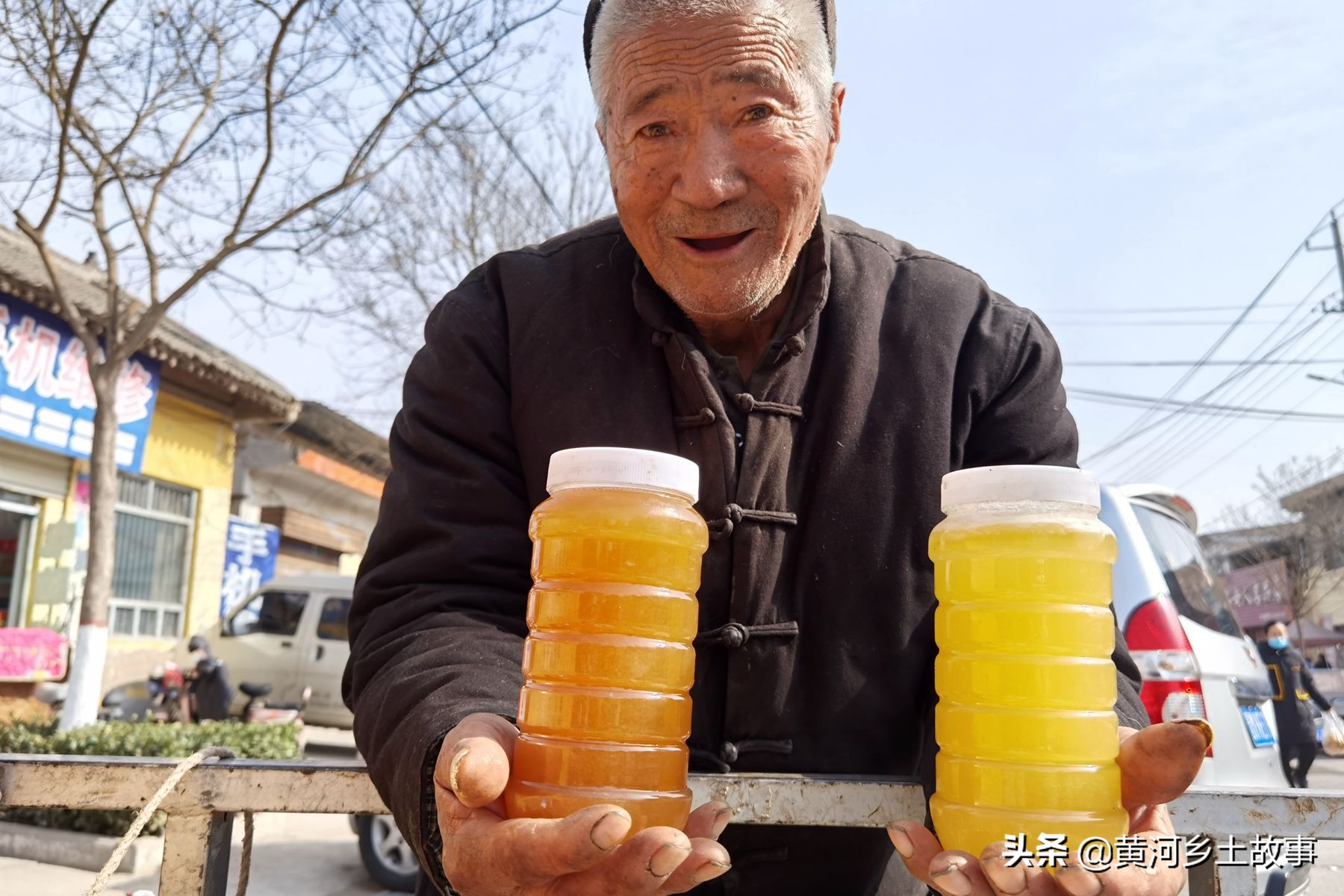 78岁老人养蜂52年有经验，用小木棍辨真假蜂蜜，办法妙