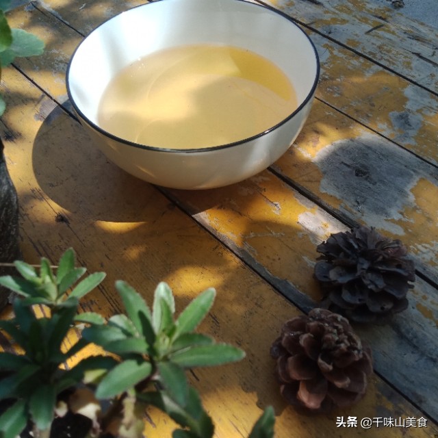 厨师长教你在家熬葱油，酒店大厨用的明油，炒菜好吃就是香的原因