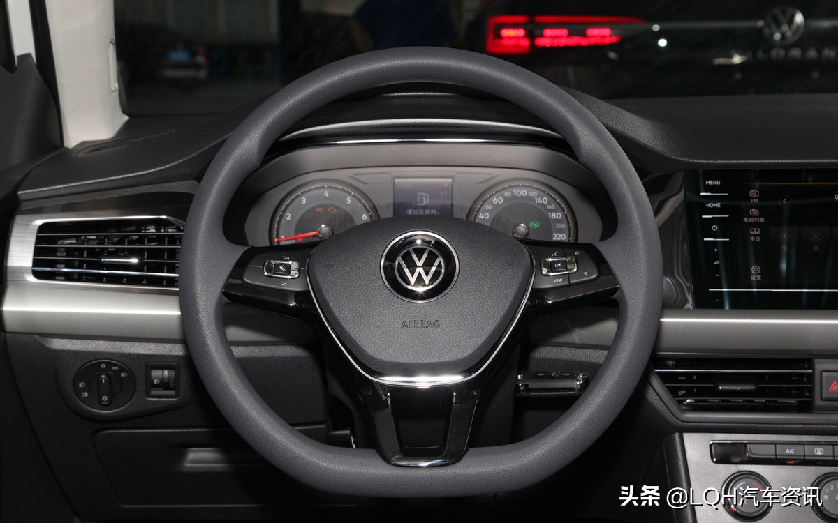 最畅销的两大合资家用车，大众朗逸、日产轩逸，你更看好谁呢？