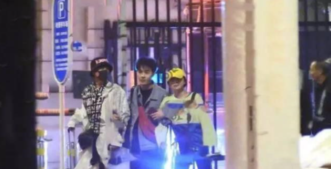 去年9月公开，520曝分手521传新恋情？00后胡先煦崩人设了吗？