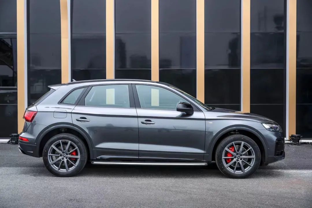 更年轻、更运动、更越野！奥迪Q5L上市，39.68万元起