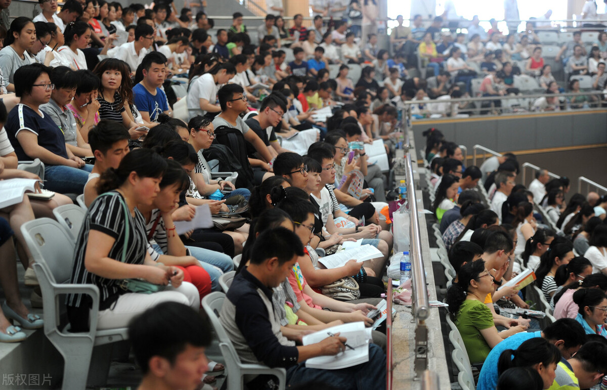 烈士子女高考加20分不公平？如果不是意外，谁又想失去亲人