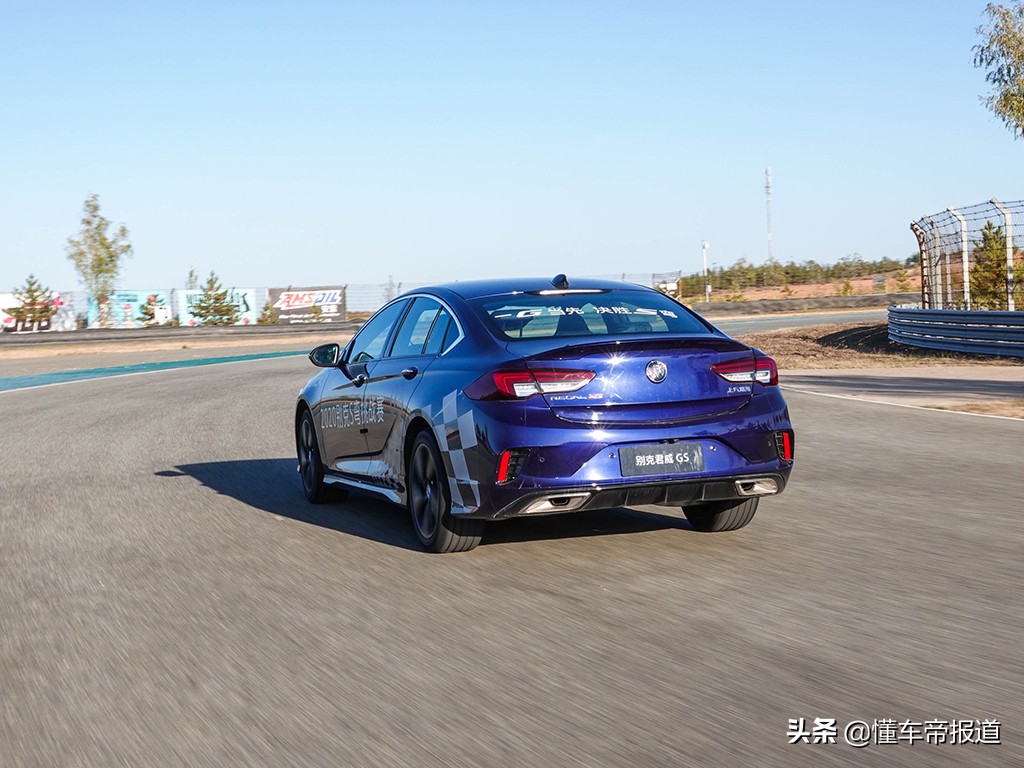 新车 | 花25万轻松兼顾运动和家庭 试驾别克君威GS