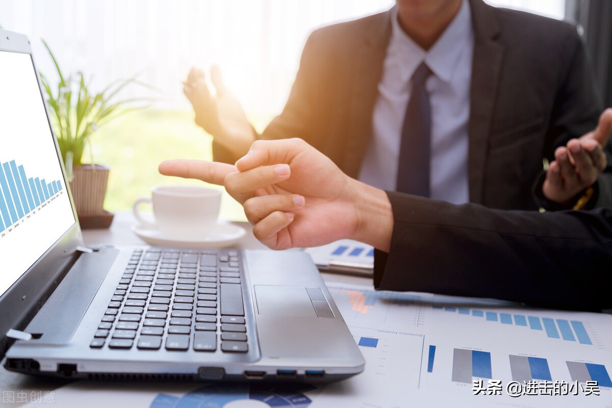 工作日报周报标准化模板：日常工作情况记录和总结分析，简单实用