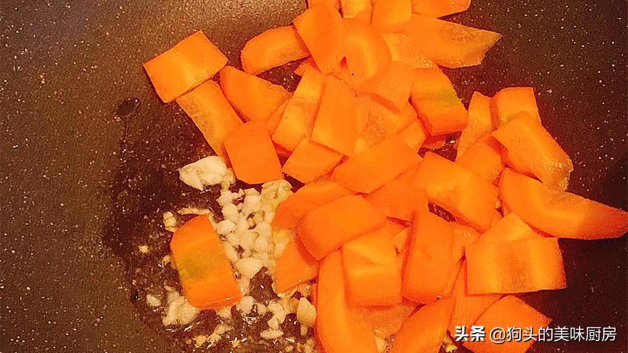 最近很火的腐竹做法，快手家常菜，下饭又营养，上桌比肉还受欢迎