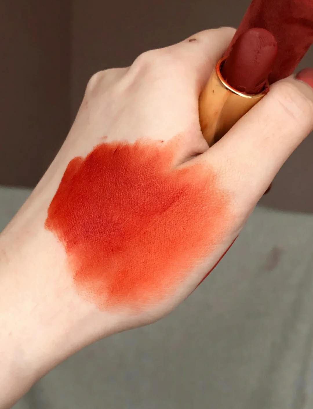 兰蔻口红排行榜，8支你必败的理由！（这8支口红都超适合日常涂！）