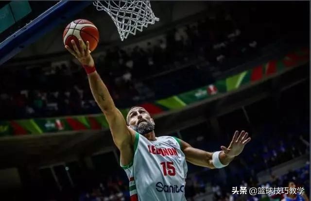 哈提布为什么不打nba(40岁轰下24 12，亚洲第一小前，在CBA还单场轰下53分)