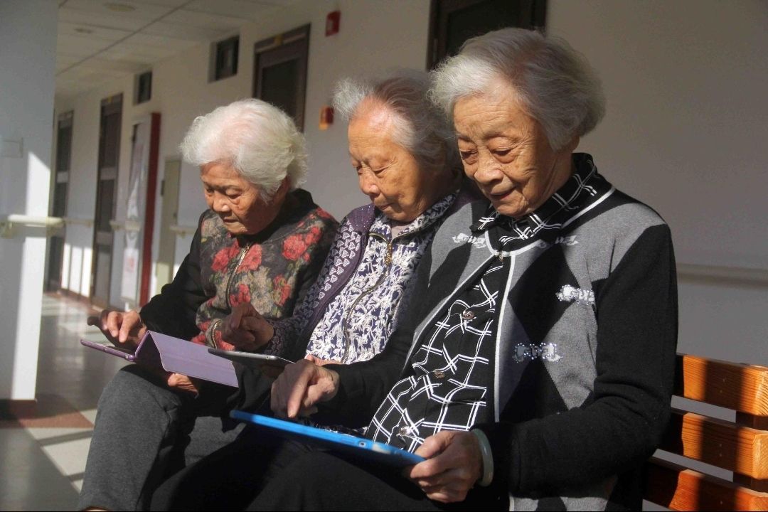 老人进入养老院前，要做好几件事