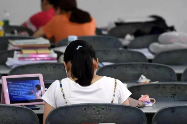 收到大学录取通知，却不去报到的学生，会有什么后果你知道吗？