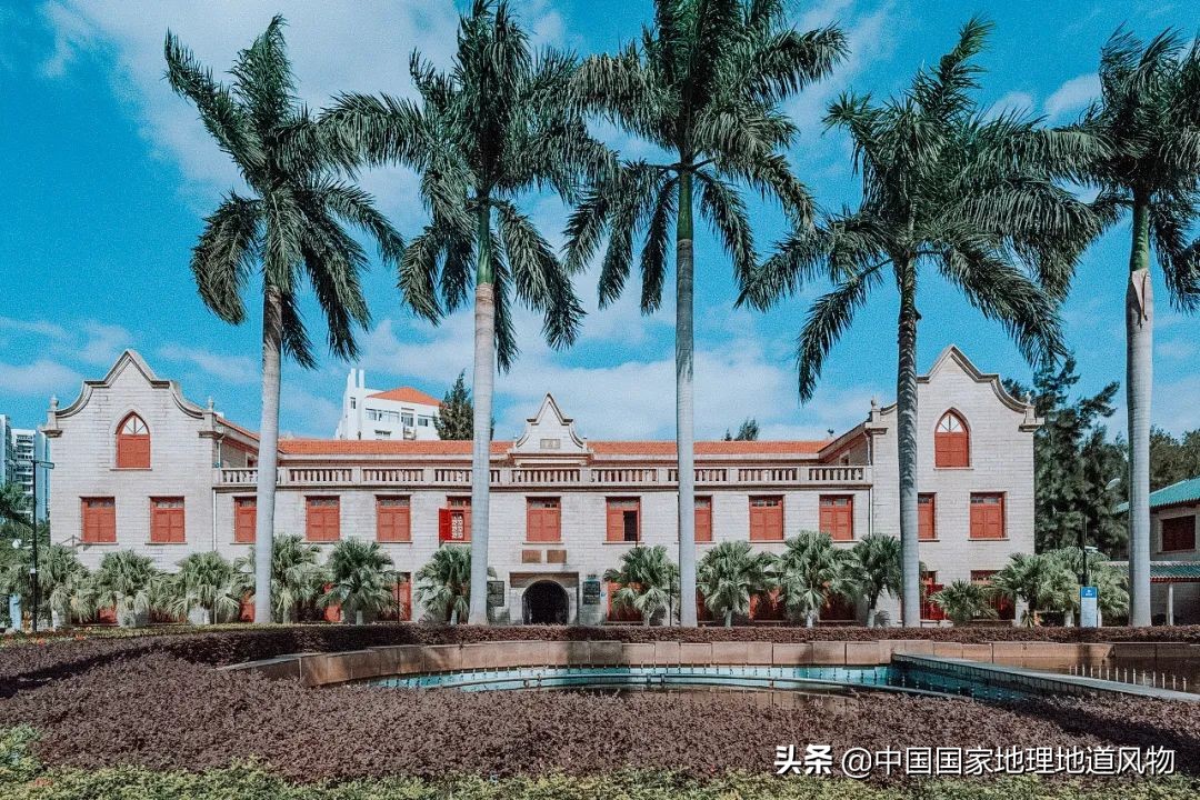 厦门大学，凭什么是中国“最美”校园？