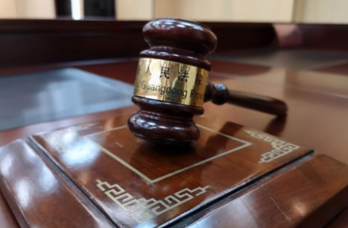 学生被复旦取消学籍，不服结果状告学校，网友：谁叫你当初钻空子