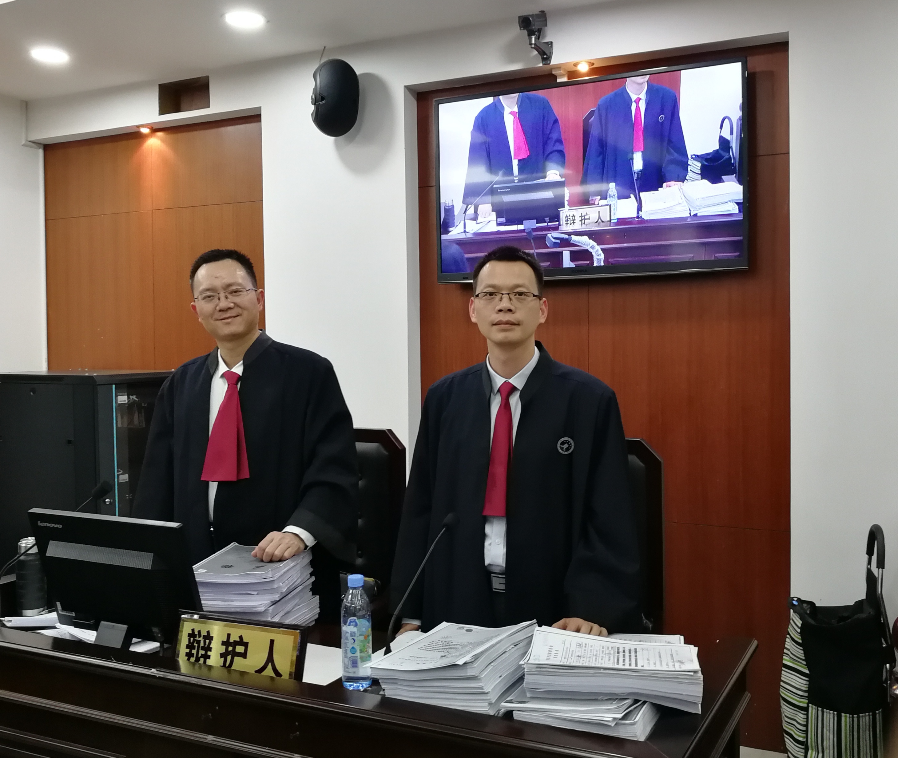 授薪律师如何安排