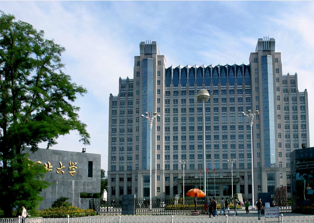 河北省的好大学有哪些？燕山大学排第一，河北师大仅排第五