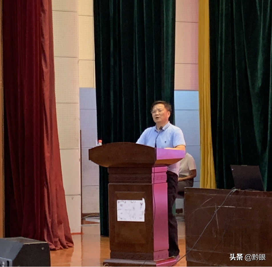 心交流新起点—贵州师范学院美术与设计学院举行2021级新生见面会