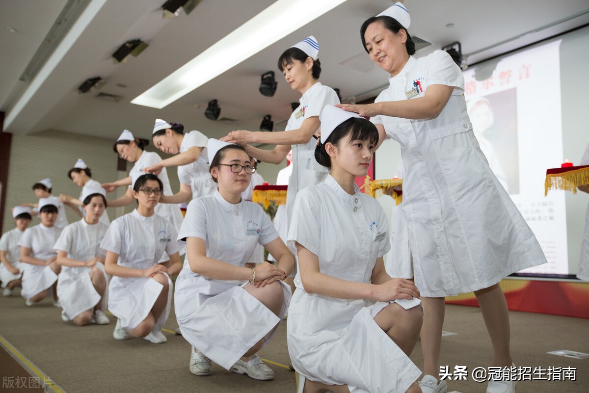 成都哪些卫校可以无分数线就读？