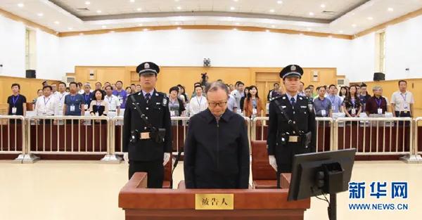 中央政法委点名批“代孕”，这些落马官员也曾“代孕”生子