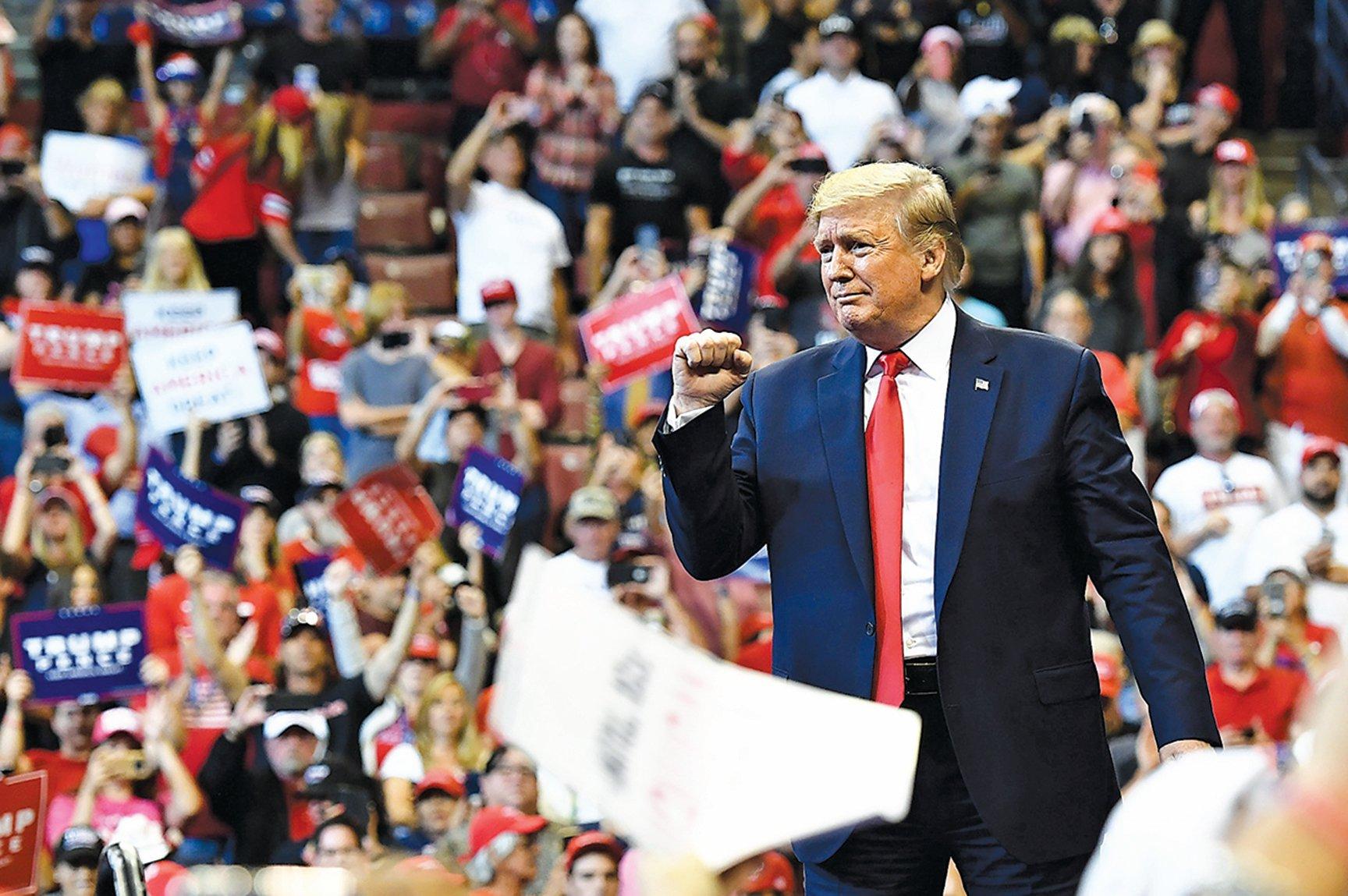 特朗普的传奇人生：他是地产富二代，娱乐明星，也是美国总统