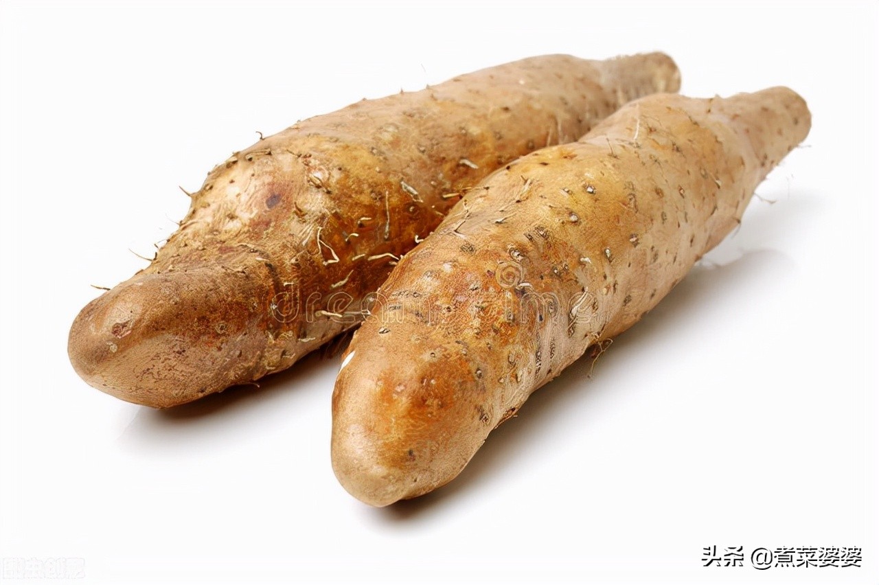 炖排骨时，谨记“二放三不放”，排骨香味十足，鲜嫩还没有腥味