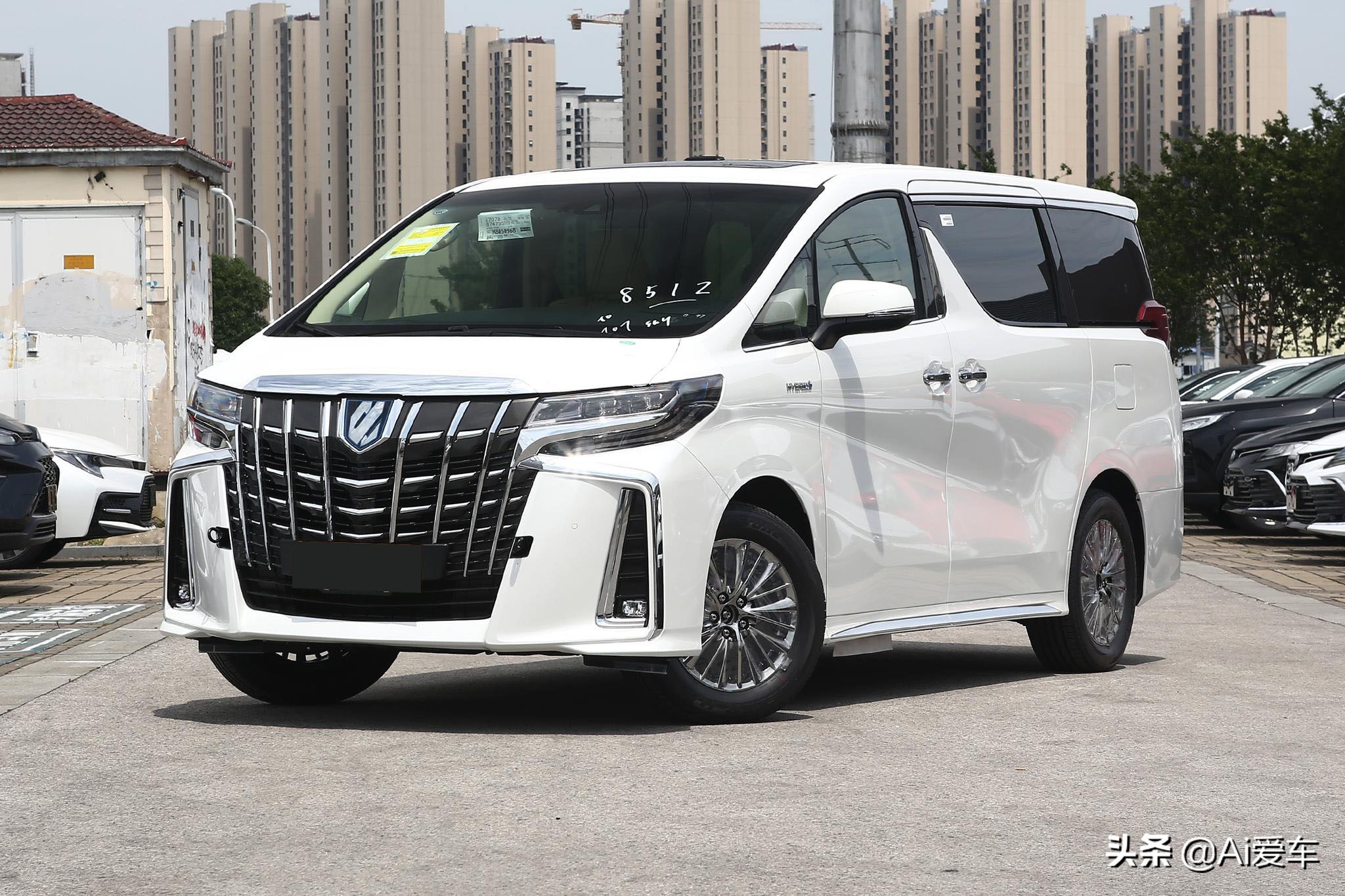 加价依旧排队买，顶级豪华大7座MPV，日系进口，带你看丰田埃尔法
