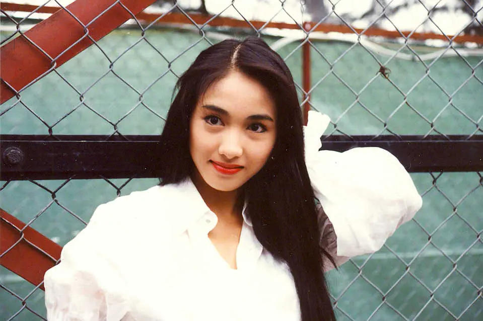 50岁女神黎姿身家暴涨近3.2亿,公司股价4天飙升9成--信租财经