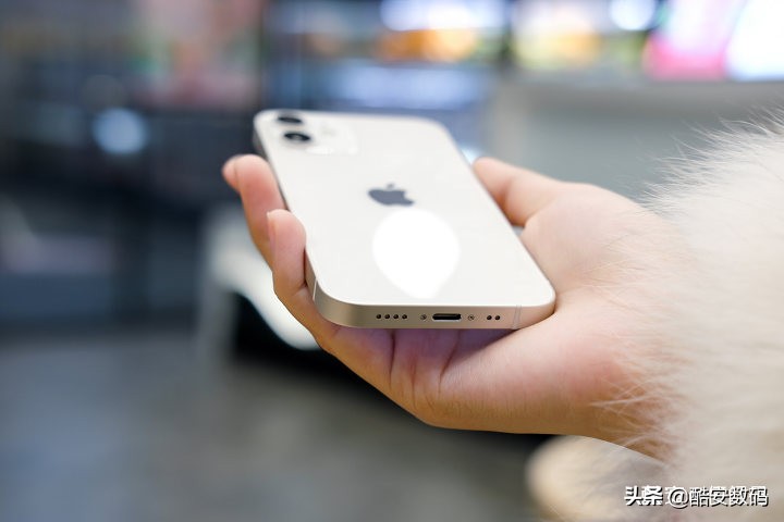 我和我最后的倔强：iPhone 12 mini 浅度使用体验